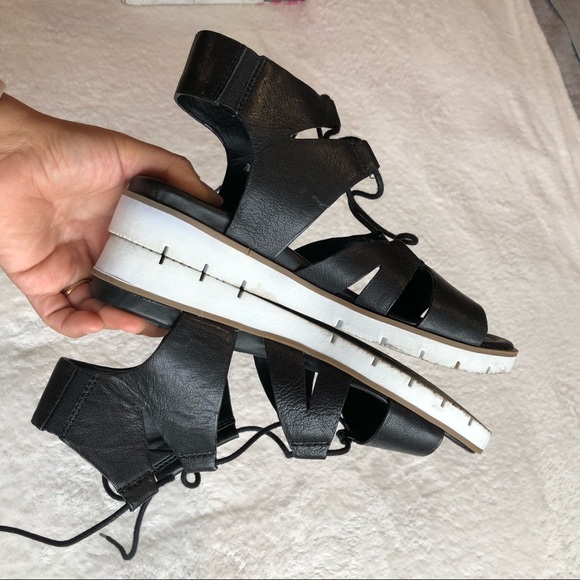 {Söfft} Black Leather Sandals - Picture 6 of 7